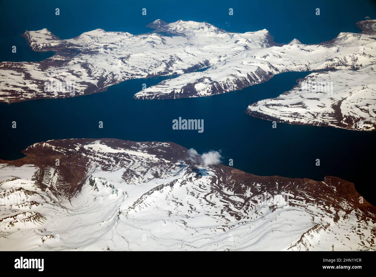 Island, Luftaufnahme mit der Landschaft des Westküsten-Fjords Stockfoto