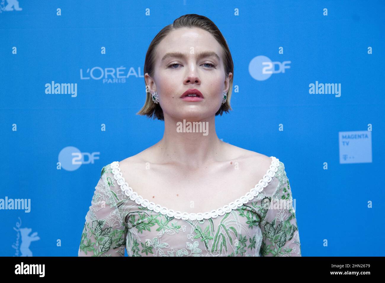 Berlin, Deutschland. 13th. Februar 2022. Maddie Hasson bei der Taurus Premiere im Rahmen der Internationalen Filmfestspiele Berlin 72nd (Berlinale) am 13. Februar 2022 in Berlin. Foto von Aurore Marechal/ABACAPRESS.COM Quelle: Abaca Press/Alamy Live News Stockfoto