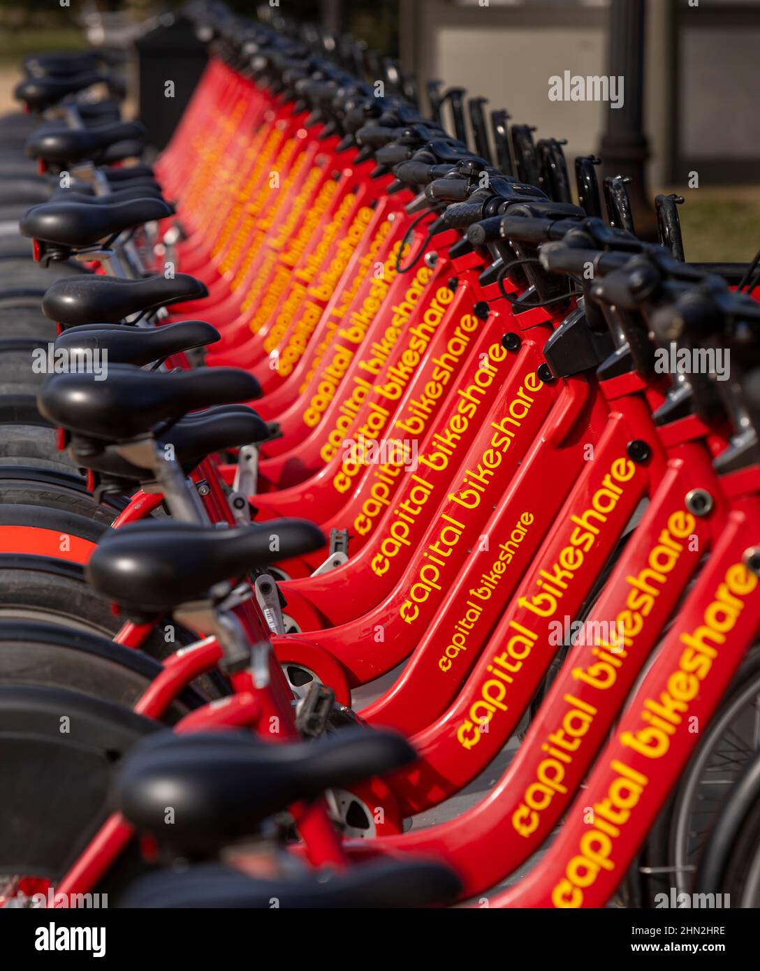 WASHINGTON, DC, USA - Lagerregal von Capital Bikeshare Fahrräder bereit zu mieten. Stockfoto
