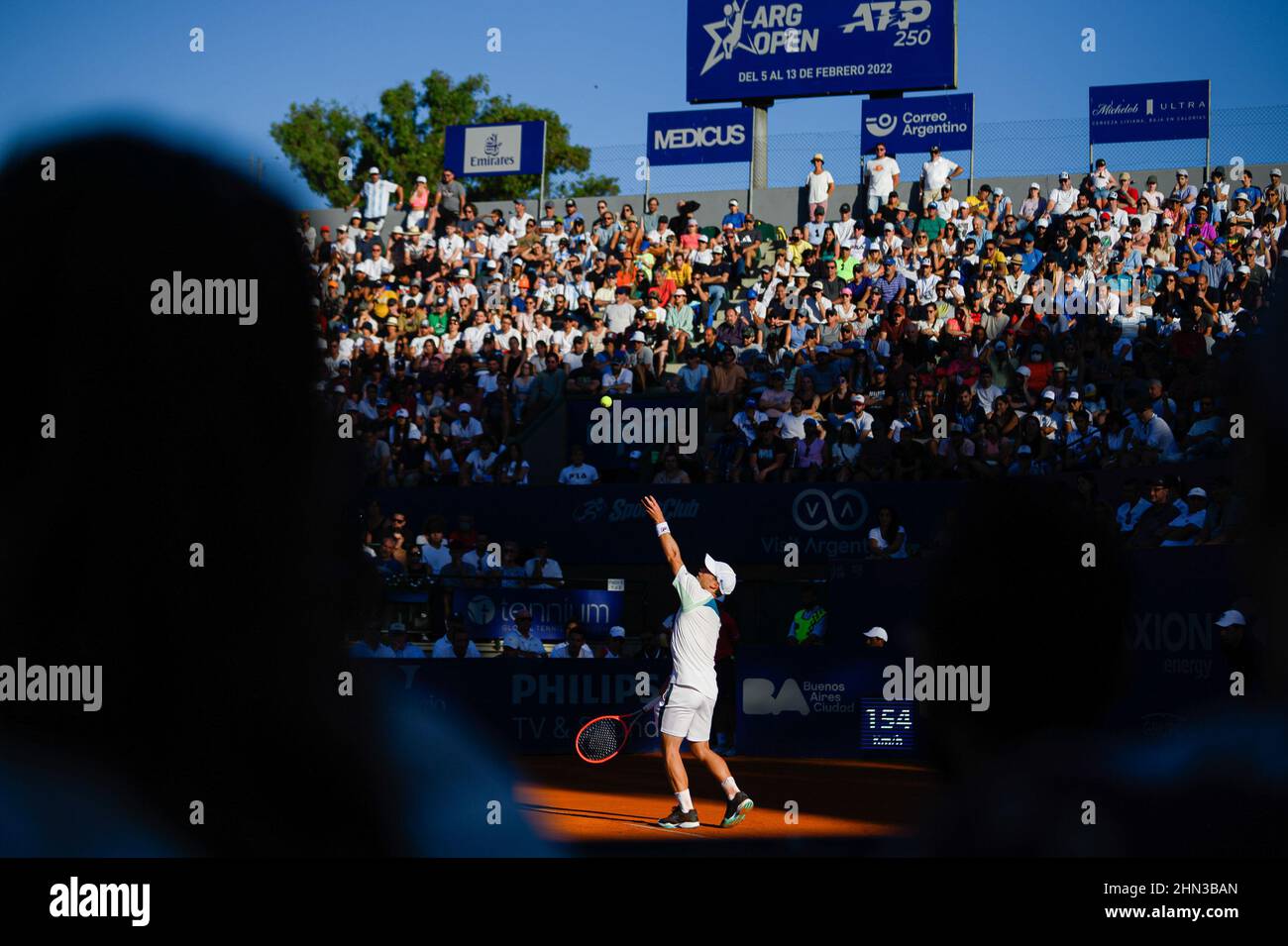 Buenos Aires, Argentinien. 13th. Februar 2022. Der Argentinier Diego Schwartzman ist im Finale der Herren-Singles gegen Casper Ruud aus Norwegen im Buenos Aires Lawn Tennis Club vertreten. (Endstand; Casper Ruud gewann das Spiel mit 2 Sätzen auf 1) (Foto von Manuel Cortina/SOPA Images/Sipa USA) Quelle: SIPA USA/Alamy Live News Stockfoto