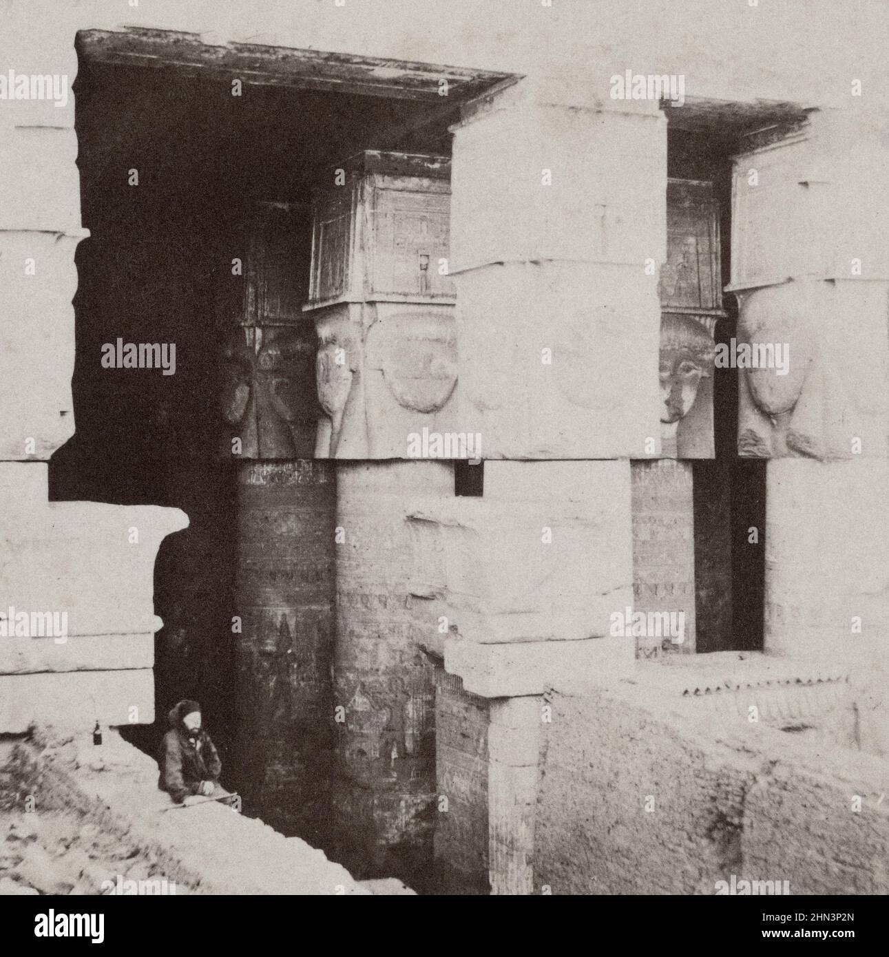Vintage Archivfoto von Portico des Tempels von Dendera. Ägypten, Nubien und Äthiopien von Francis Frith. 1860 Stockfoto
