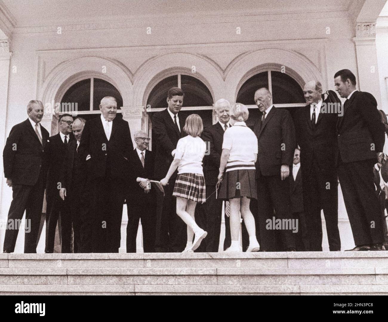 Vintage-Foto der Berliner Krise von 1961: Mauerbau. Von Links Nach Rechts: Kurt Georg Kiesinger, Ministerpräsident Von Baden-Wuerttenberg; Horwart Stockfoto