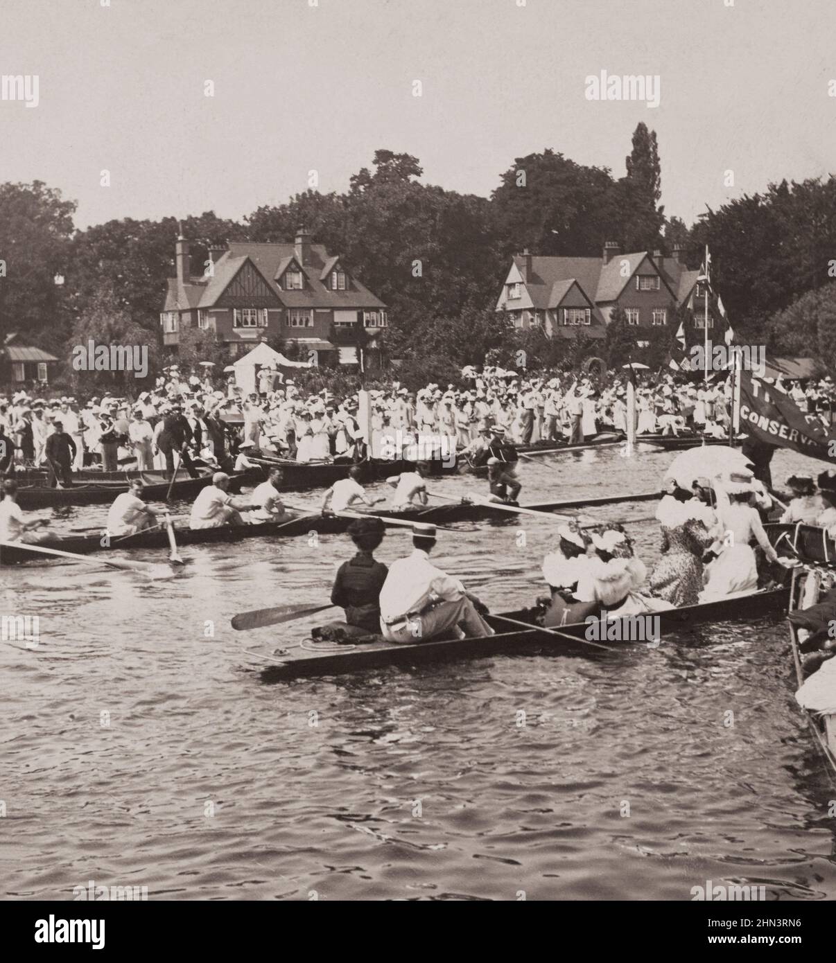 Vintage-Foto des Leander, Gewinner des Wettbewerbs bei der Henley Regatta auf der Themse, England. 1902 Stockfoto