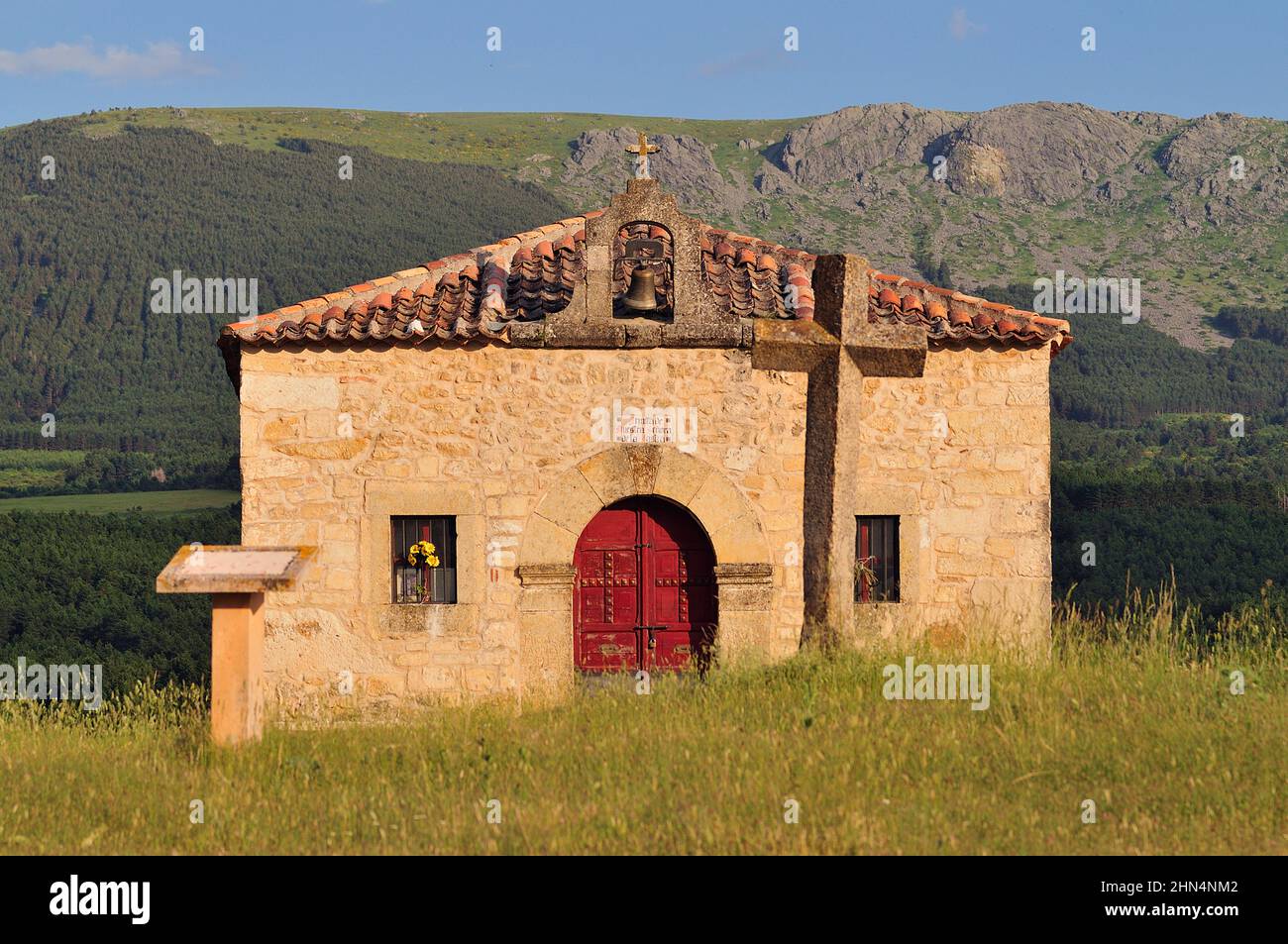 Die Kapelle Santa María de La Lastra in Arcones, Provinz Segovia. Spanien. Stockfoto