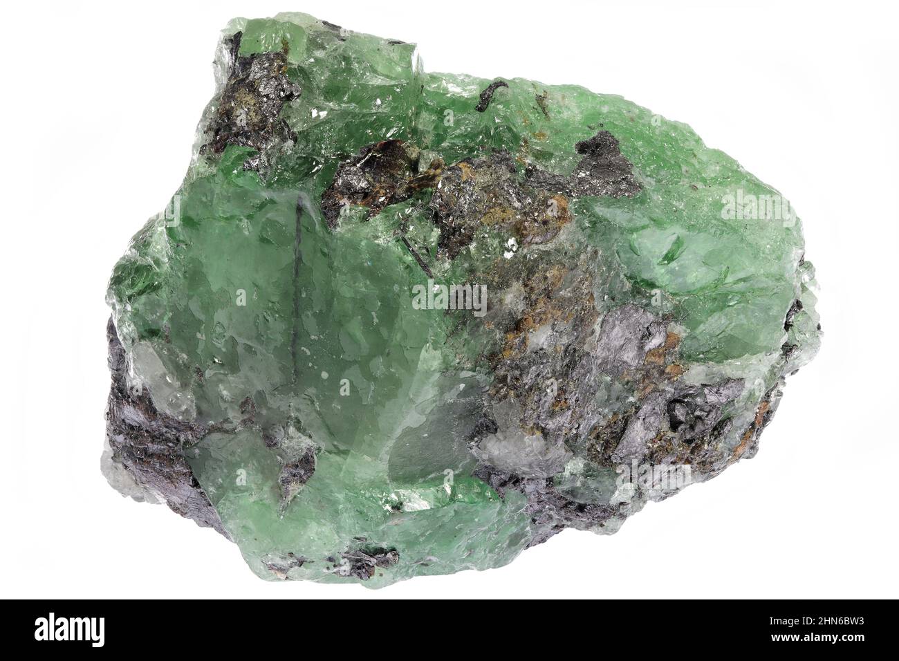 Tsavorit aus Merelani Hills, Tansania isoliert auf weißem Hintergrund Stockfoto