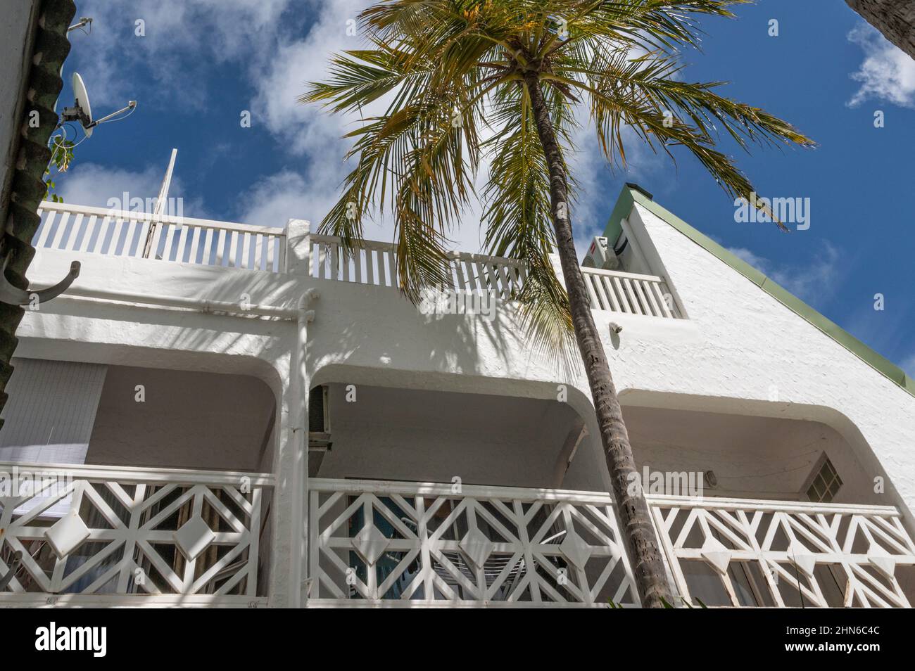 Traditionelle karibische Architektur von Marigot, Hauptstadt des französischen Teils von Saint-Martin / Sint Maarten Stockfoto