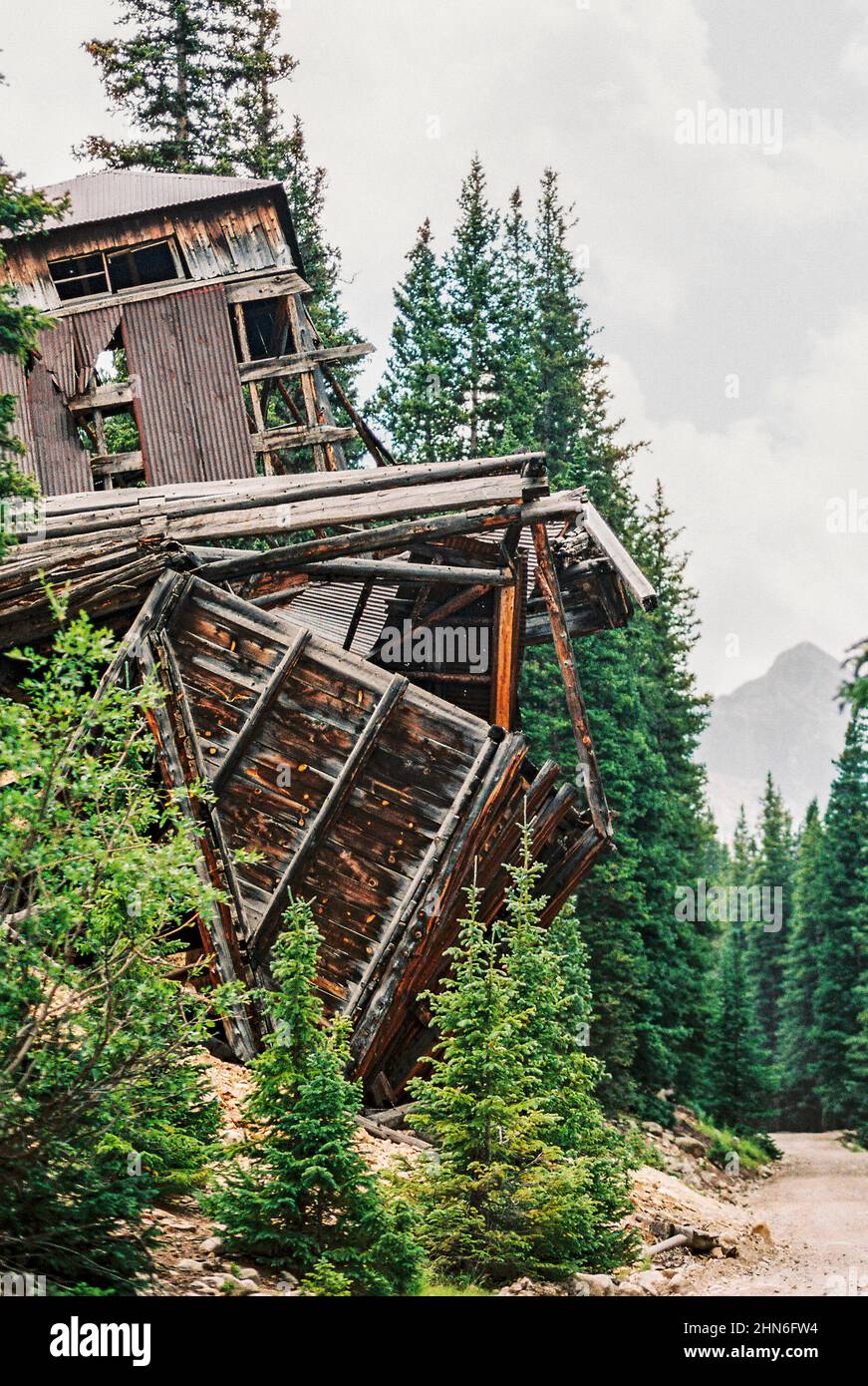 Split Building in der Nähe von St. Elmo Colorado im Chaffee County Stockfoto