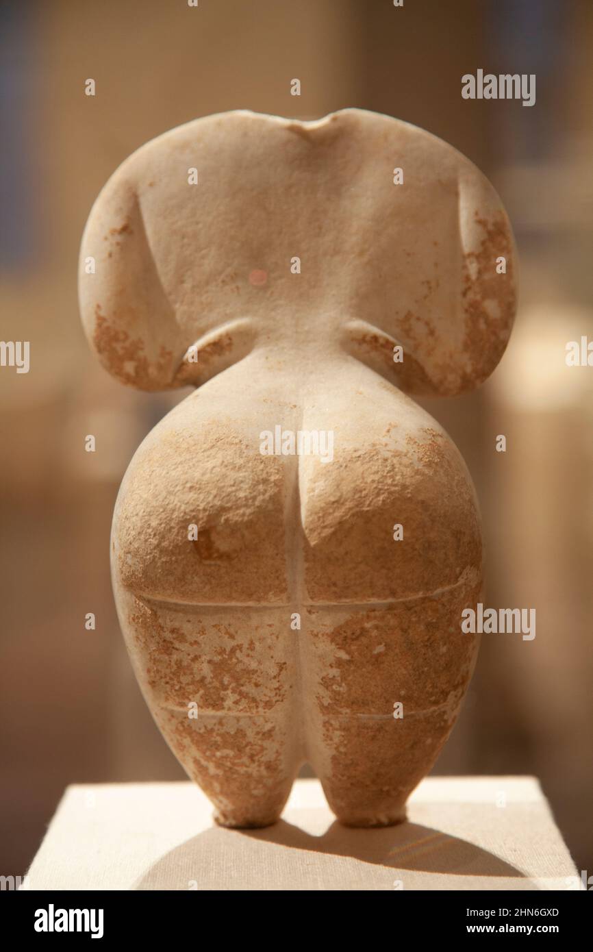 Rückansicht der weiblichen Marmorfigur der frühen Kykladen, Met Museum Stockfoto
