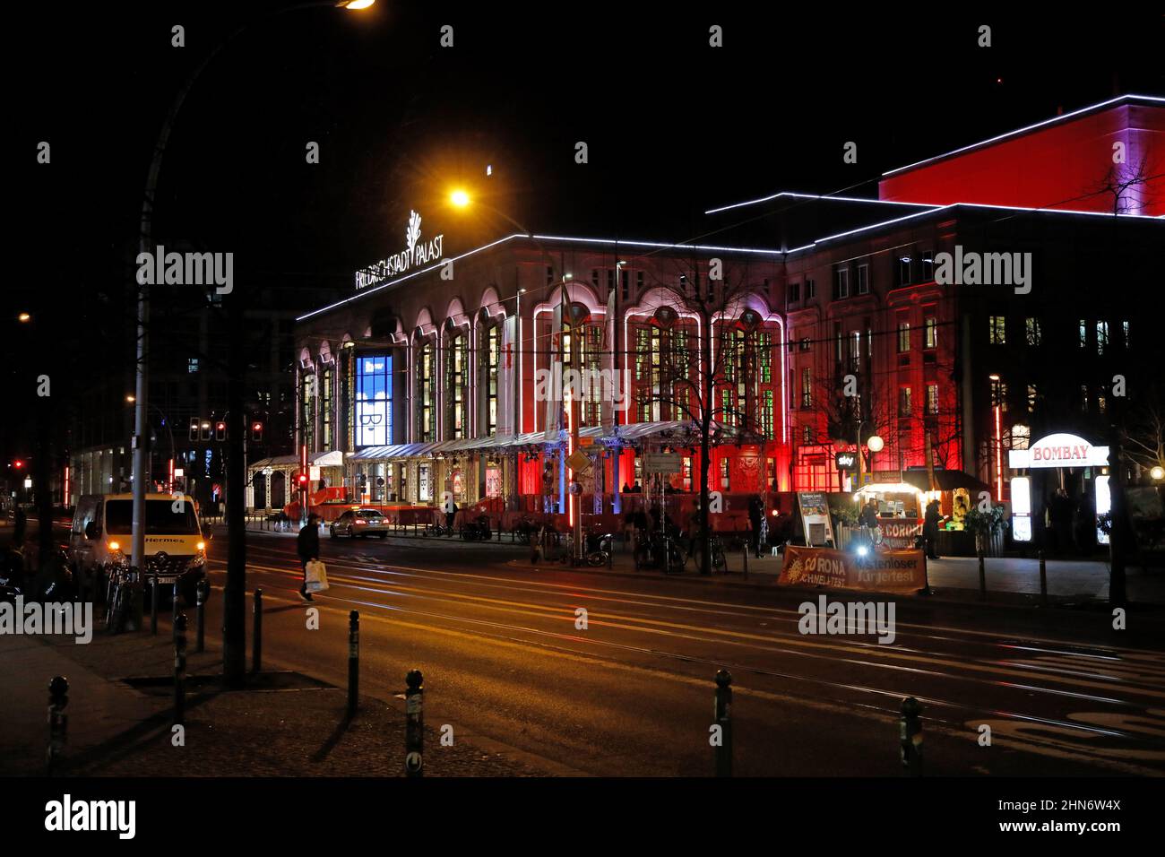 Berlinale 2022 / 72. Internationale Filmfestspiele Berlin im Friedrichstadtpalast. XxxMatthiasWehnertxxx Berlin, 12..02,2022 Stockfoto