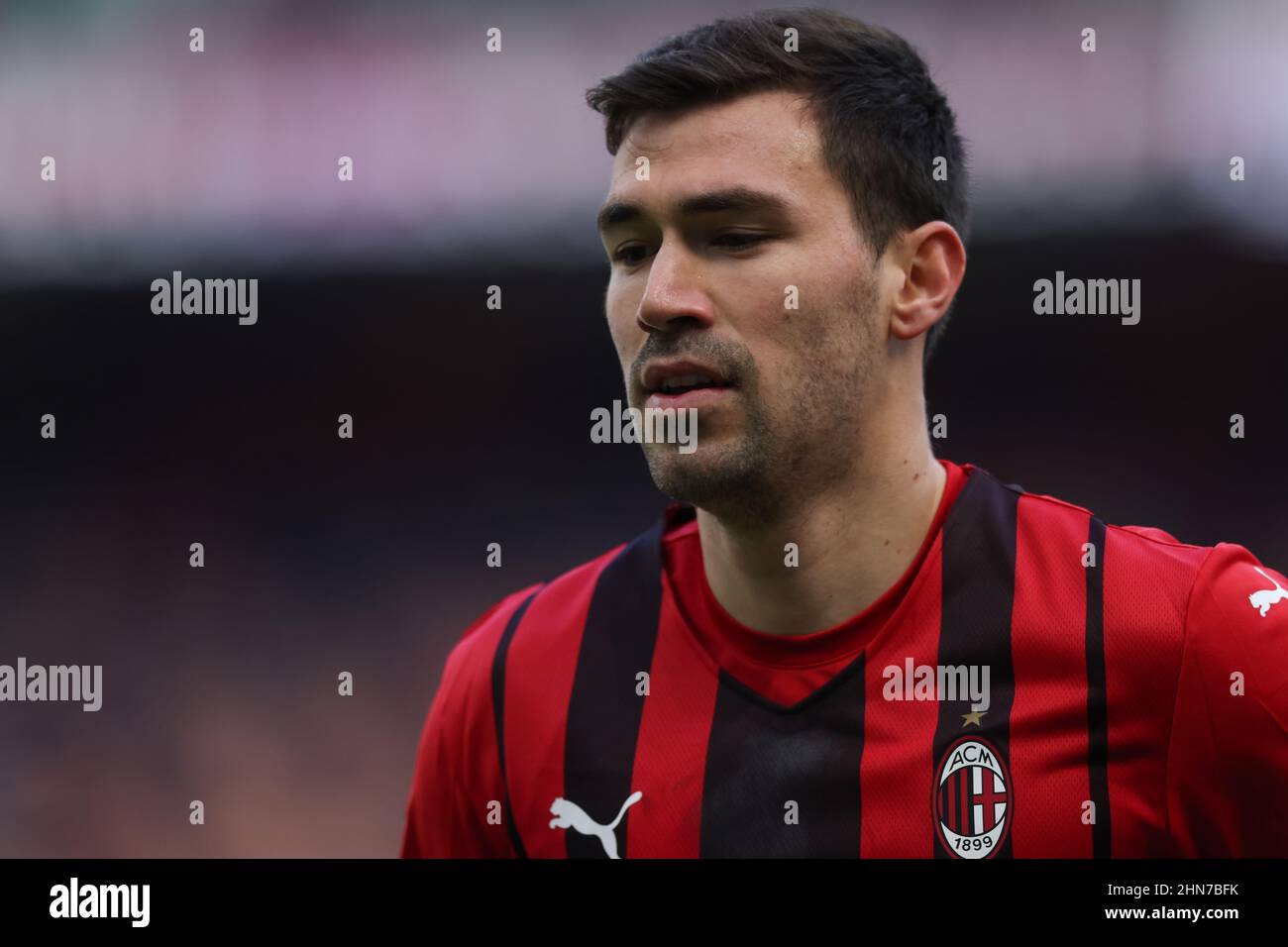 Mailand, Italien, 13th. Februar 2022. Alessio Romagnoli von AC Mailand während der Serie A Spiel bei Giuseppe Meazza, Mailand. Bildnachweis sollte lauten: Jonathan Moscrop / Sportimage Stockfoto