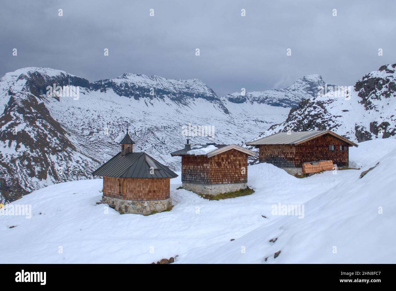 kirche und Hütten im Nationalpark hohe Tauern in Tirol, Österreich Stockfoto
