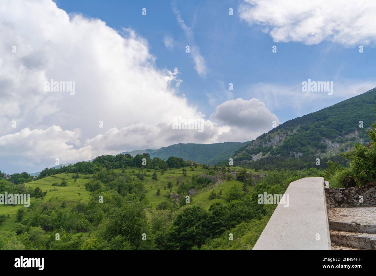 Roccacaramanico das verzauberte Dorf im Majella Park, Sant'Eufemia a Maiella, Abruzzen, Italien, Europa Stockfoto