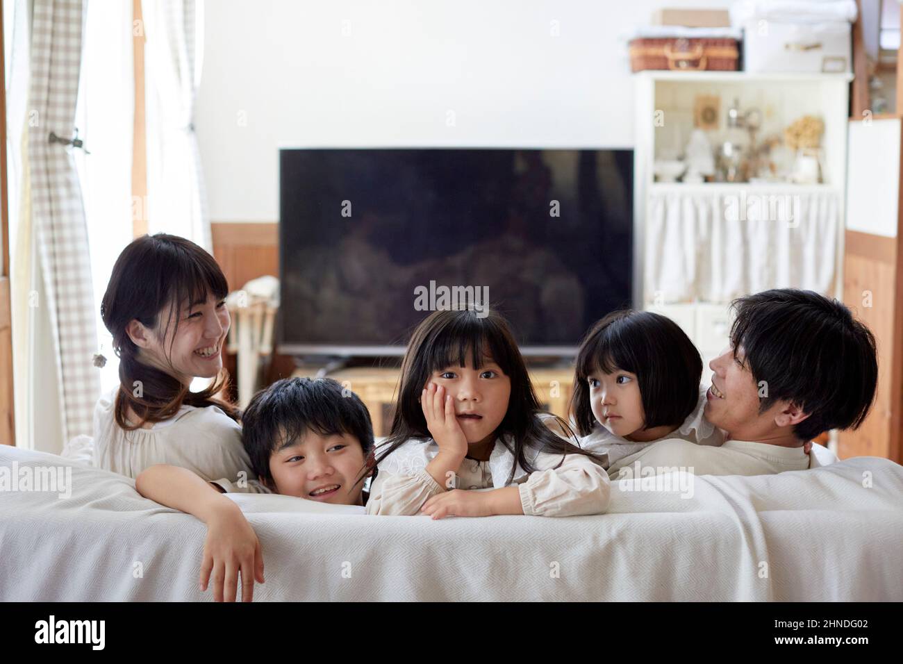 Japanische Familie nimmt Ein Erinnerungsfoto auf Stockfoto