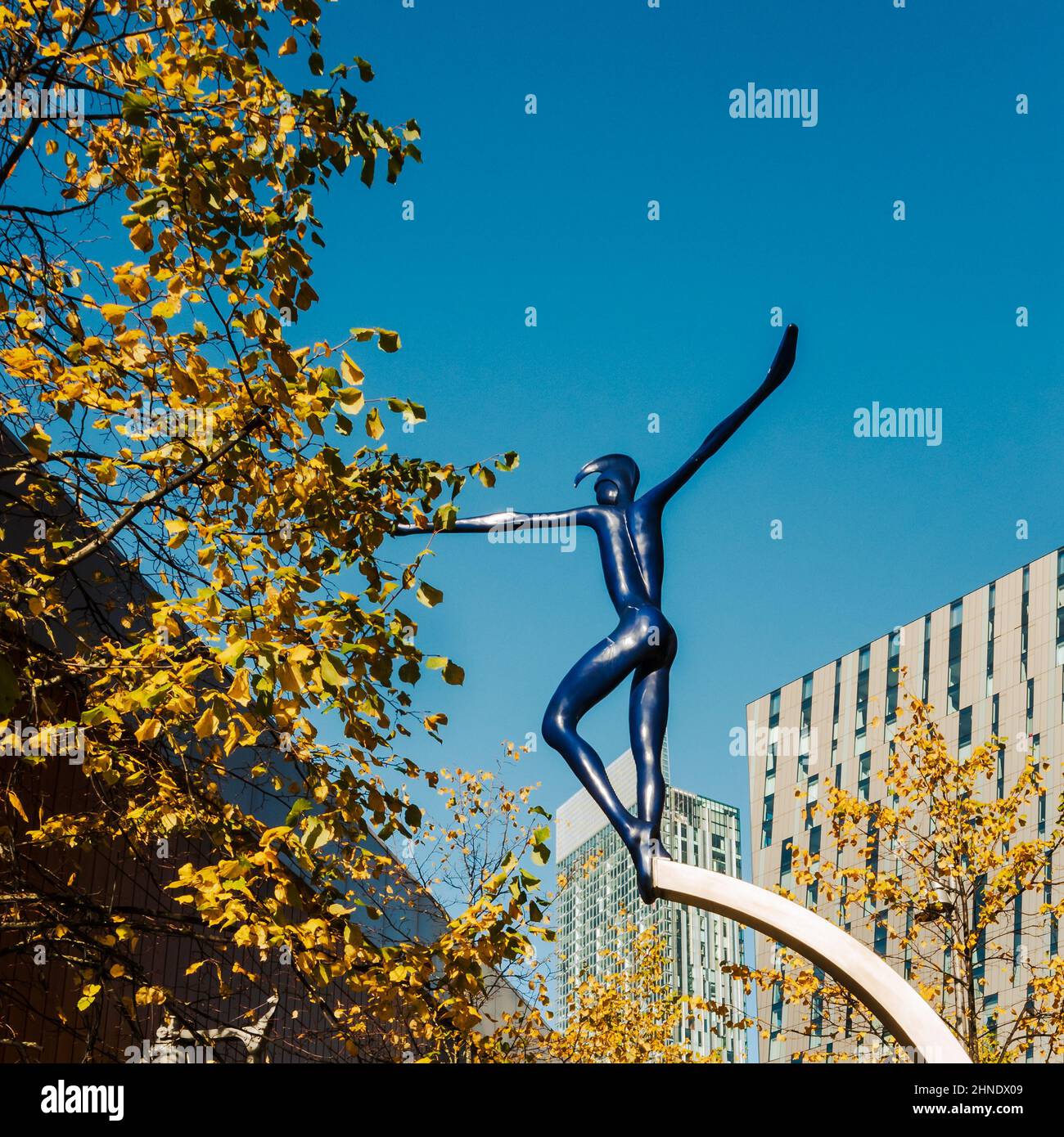 Skulptur in der Nähe des Tony Wilson Place, Manchester Stockfoto