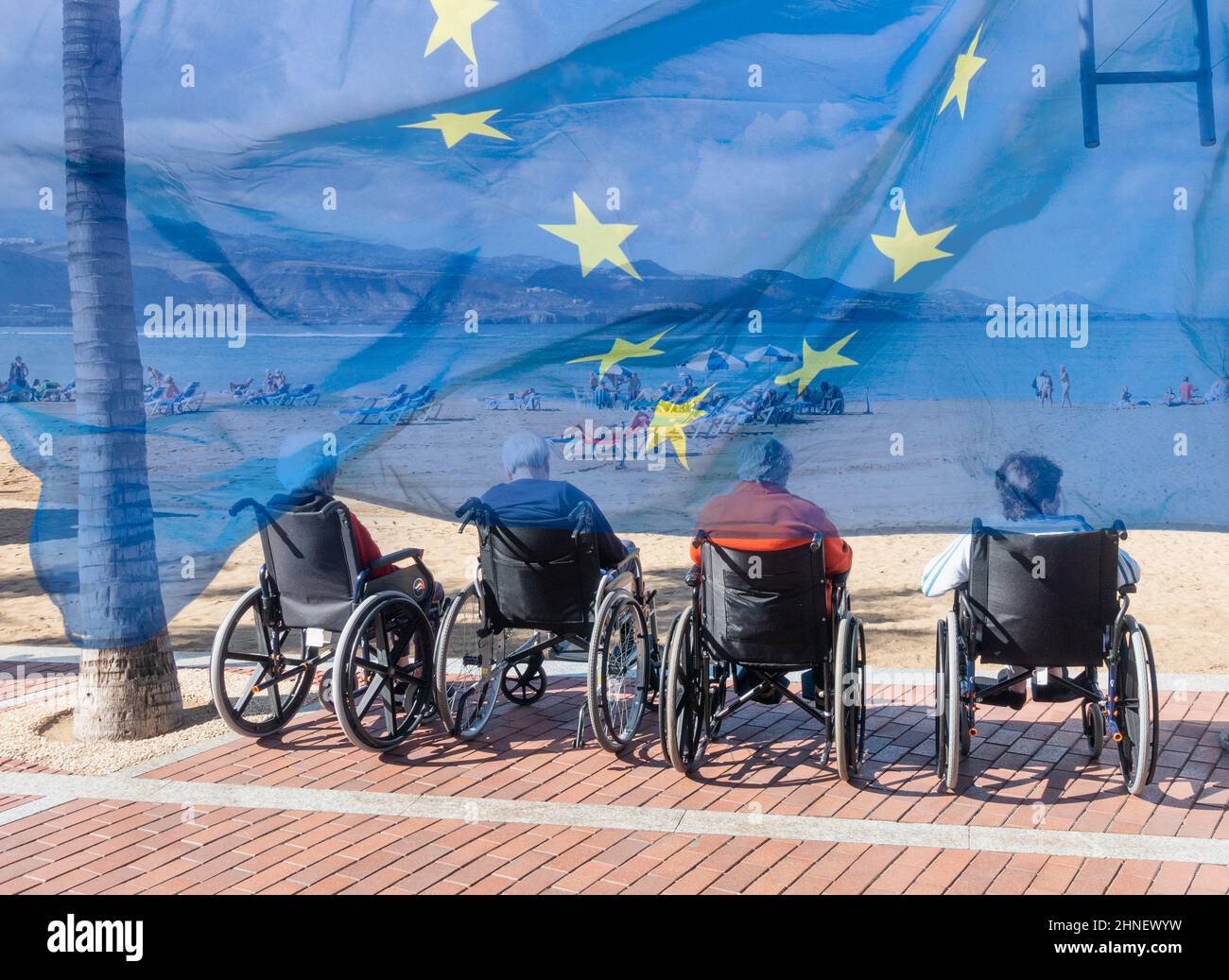 Ältere Menschen aus dem Pflegeheim genießen frische Luft mit EU-Flagge überdeckt. Sozialfürsorge, Pflegekraft, Arbeitskräftemangel, Brexit... Konzept Stockfoto