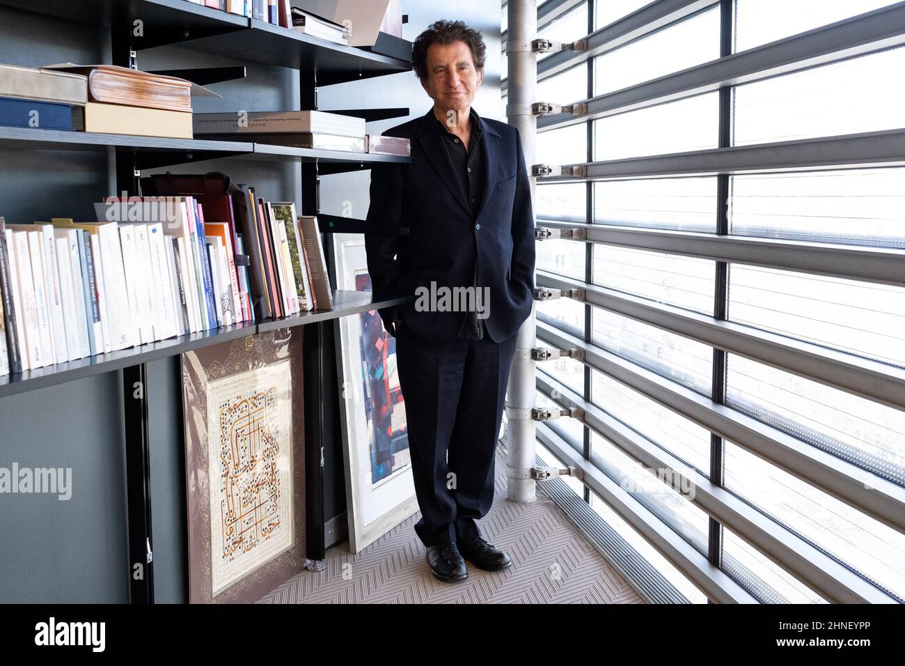 Frankreich, Paris, 15th. Februar 2022. Porträt von Jack lang, ehemaliger Kulturminister und Präsident des Arabischen Weltinstituts. Stockfoto
