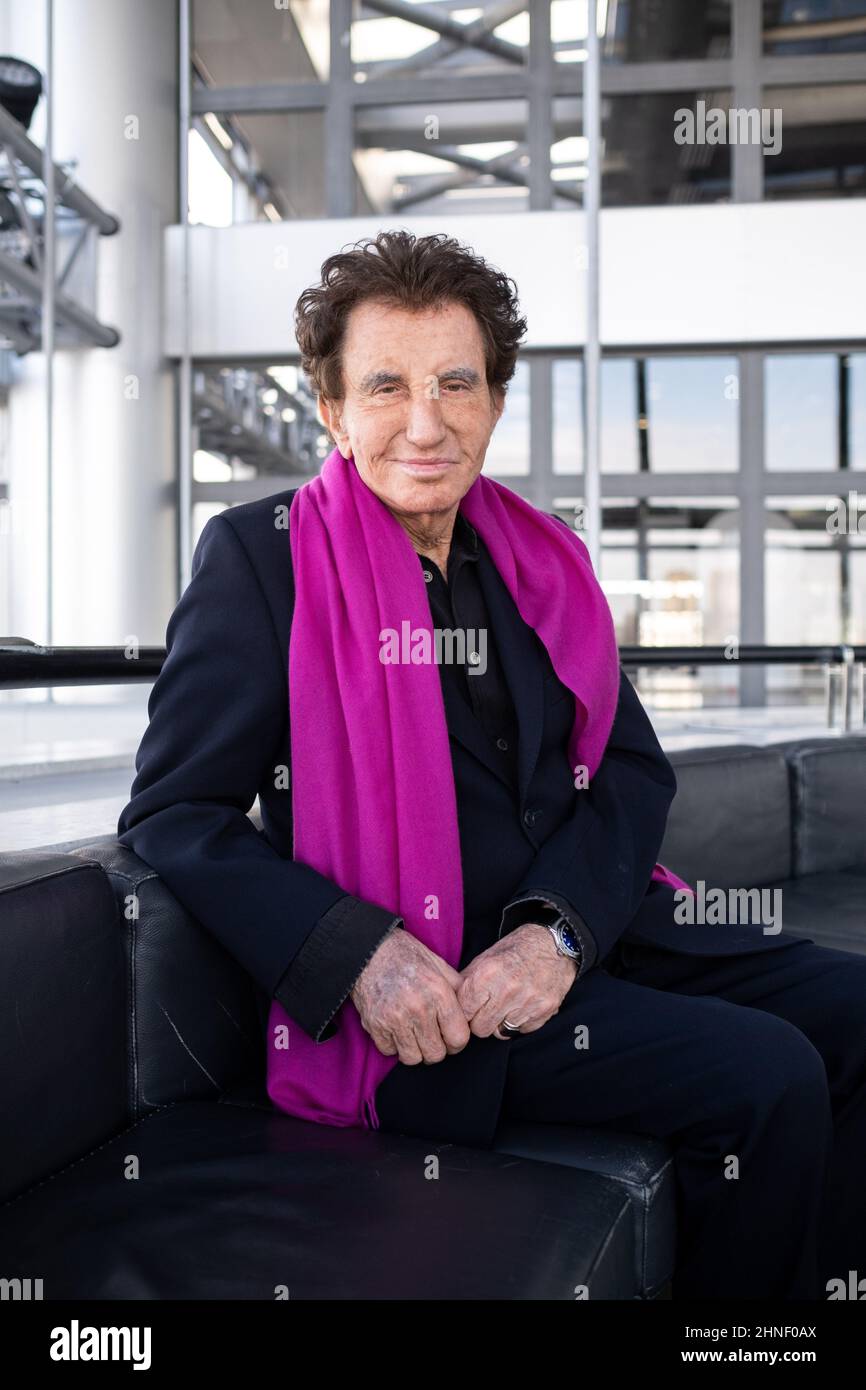 Frankreich, Paris, 15th. Februar 2022. Porträt von Jack lang, ehemaliger Kulturminister und Präsident des Arabischen Weltinstituts. Stockfoto
