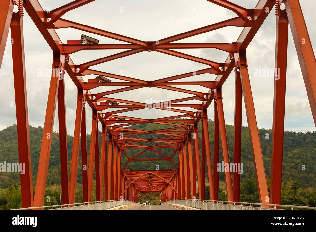 Nasak-khokhaodo laos-niederlande Freundschaftsbrücke. Brücke über den Mekong. Provinz Sainyabuli, Laos Stockfoto