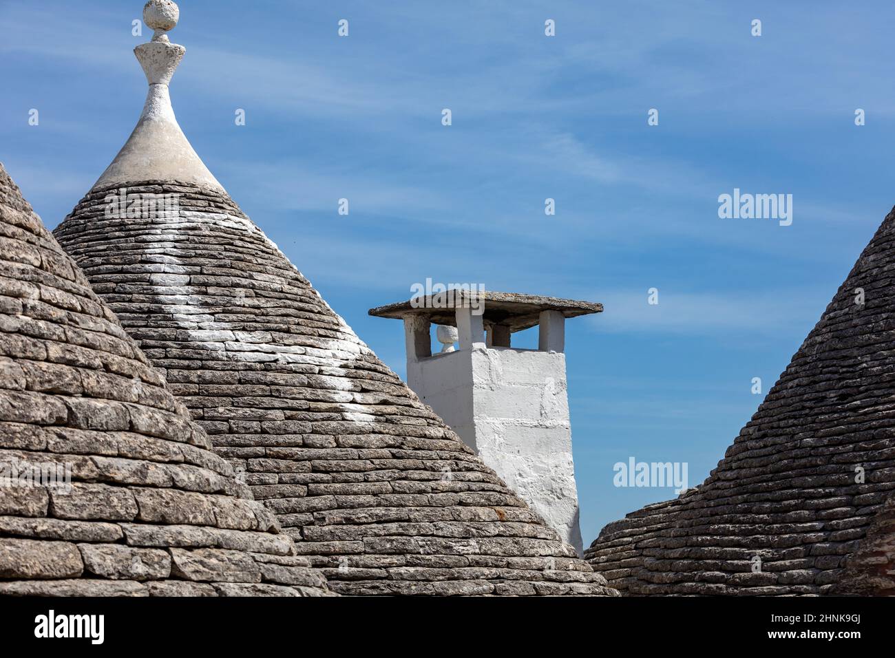 Steindächer der Trulli Häuser in Alberobello Italien. Stockfoto