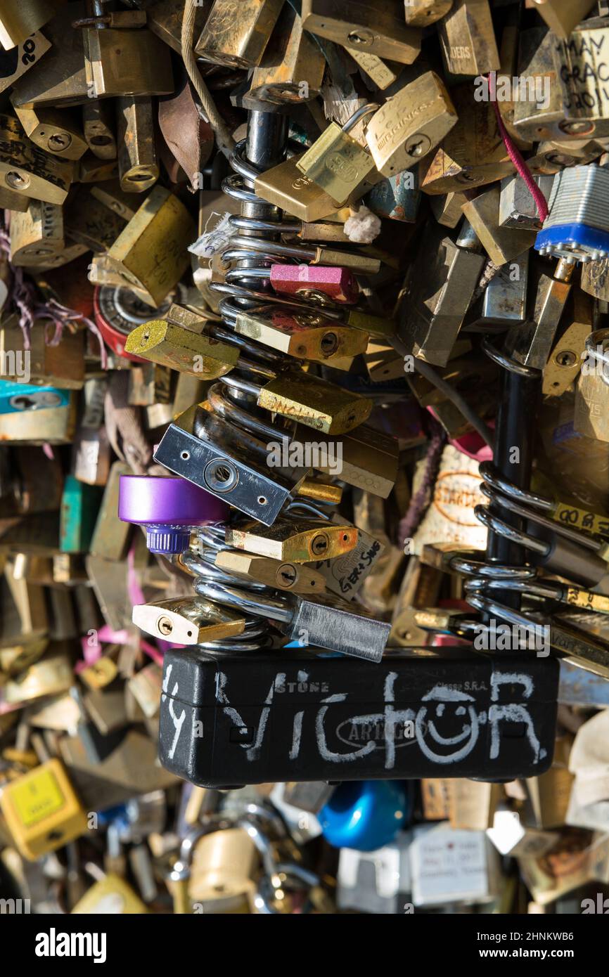 Paris - Pont de l'Archeveche Stockfoto
