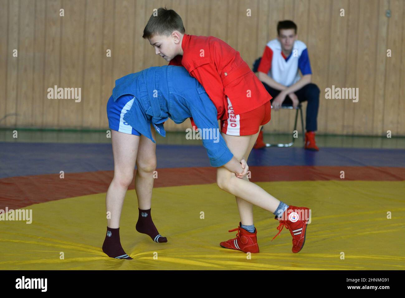 Orenburg, Russland - 23. Februar 2019: Junge Wettbewerbe Sambo Stockfoto
