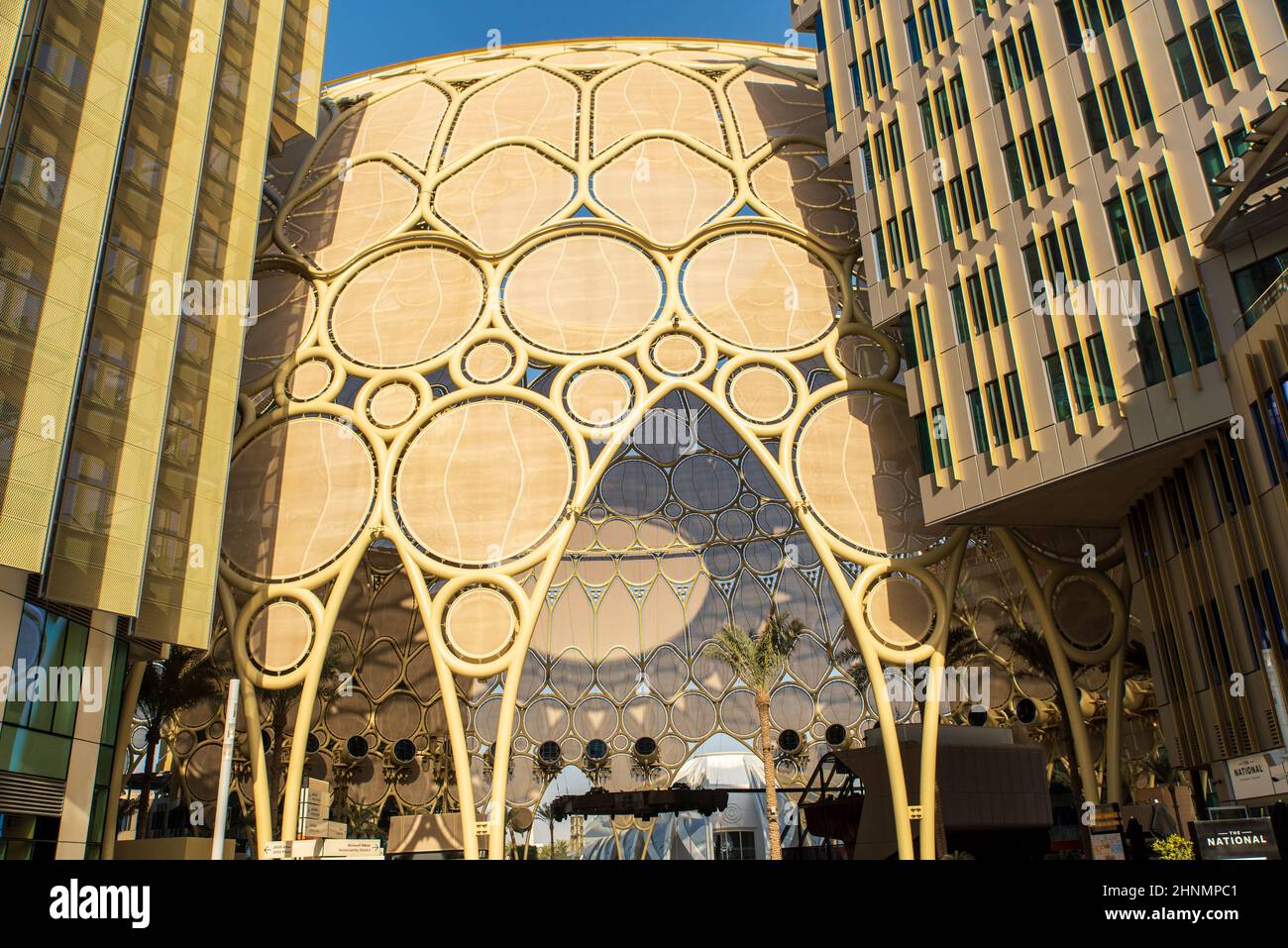 Blick auf die Kuppel auf der Dubai expo 2020 Stockfoto