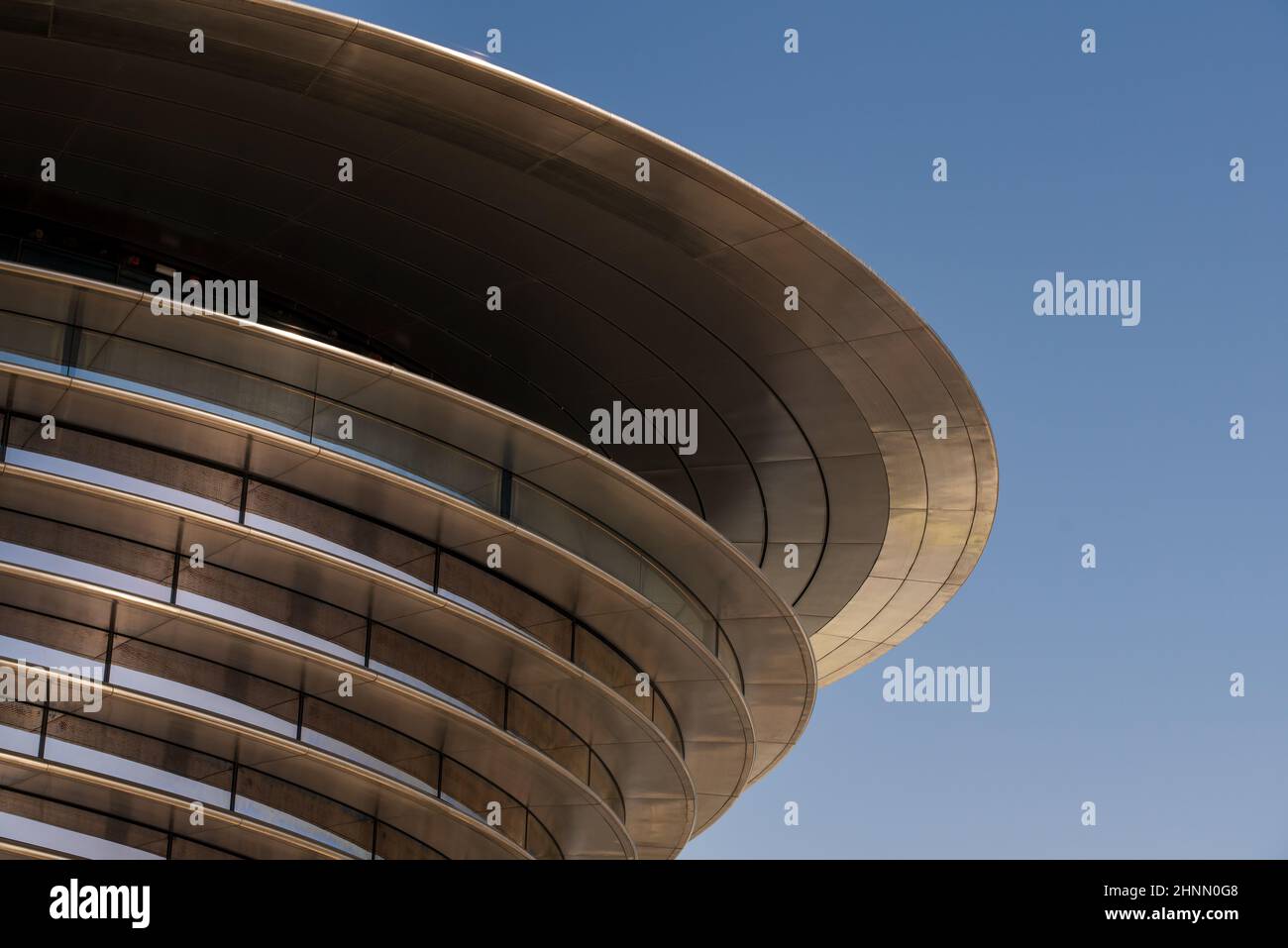 Blick auf den Mobilitätspavillon auf der Dubai expo 2020 Stockfoto