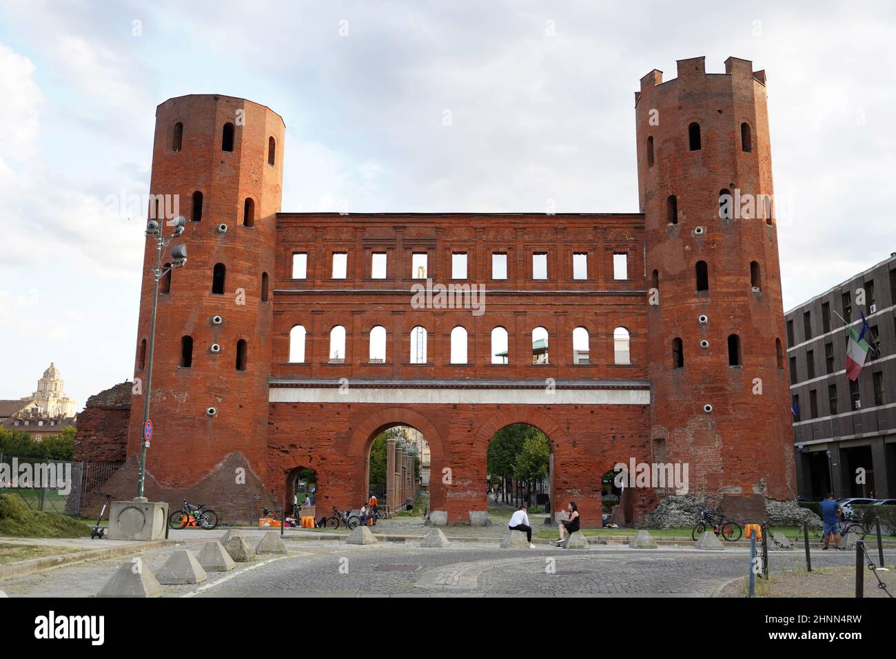 Palatin-Tor in Turin, Italien Stockfoto