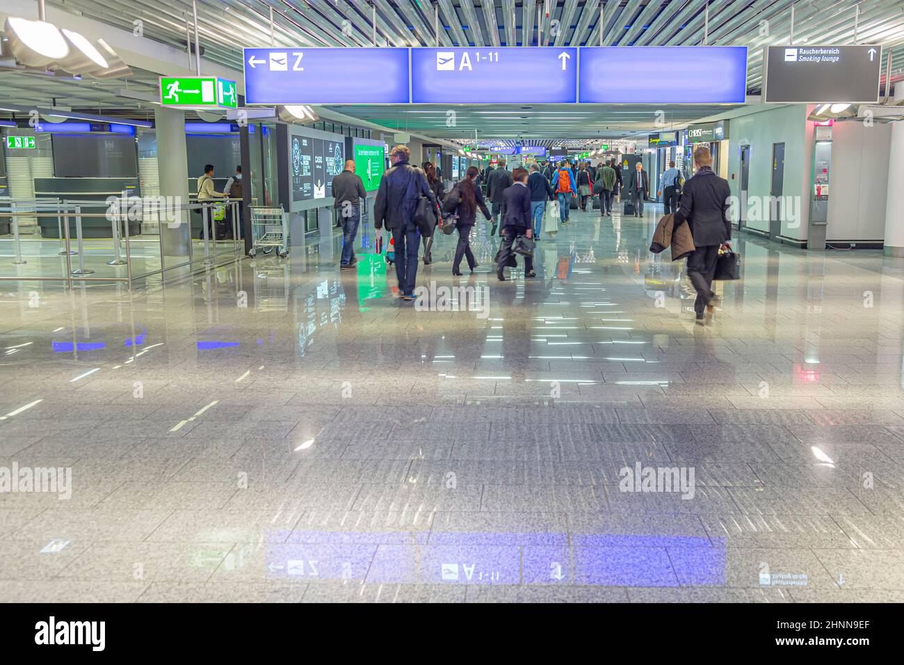Emirates Frankfurt Terminal 1 Oder 2 www.alamy.de