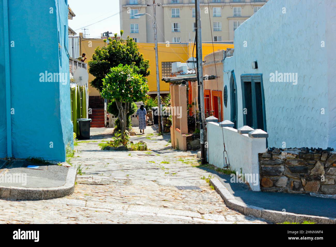 Leben in den bunten Straßen von Bo-Kaap Schotsche Kloof. Stockfoto