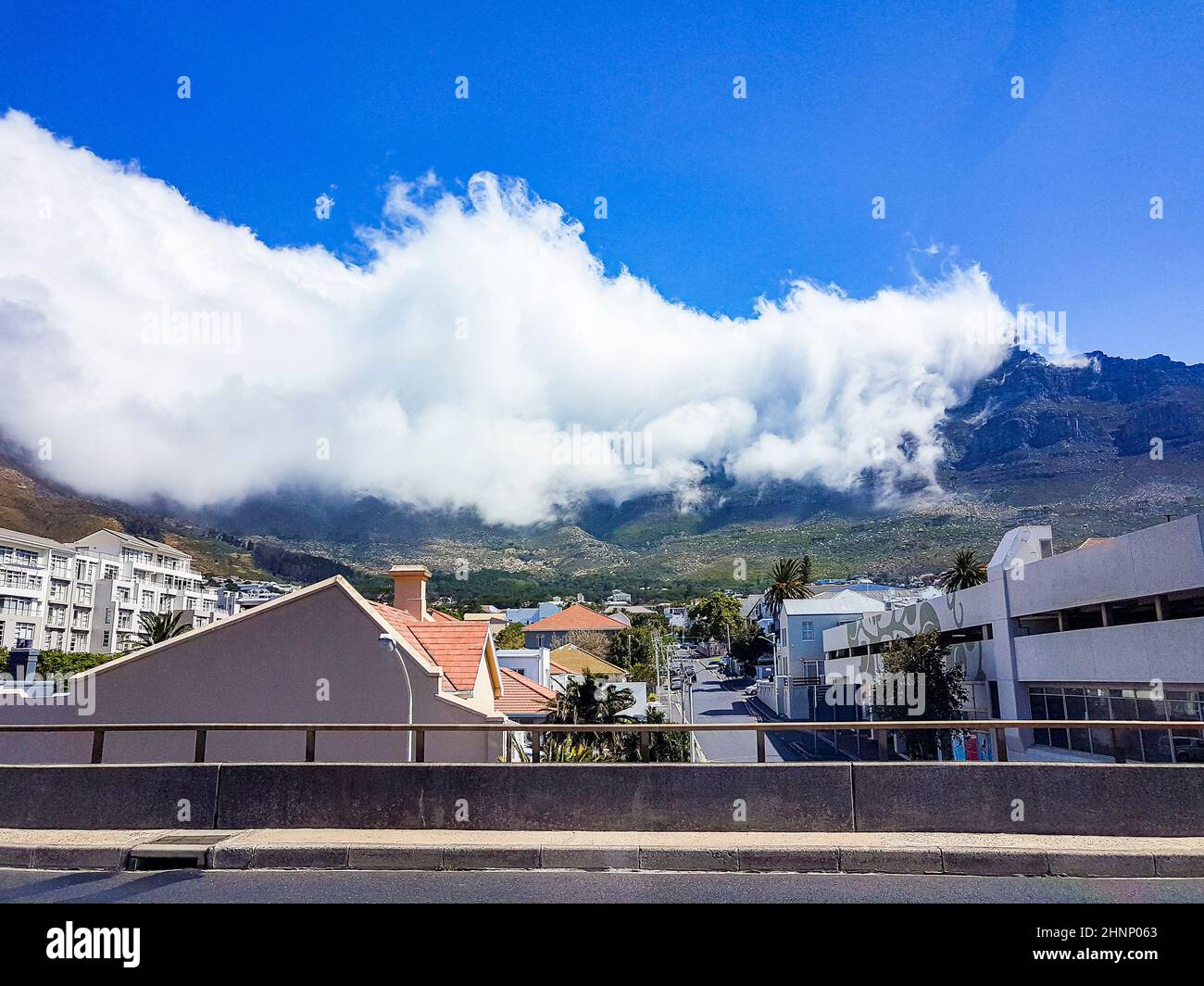 Table Mountain National Park bewölkt, eine unglaubliche Wolkenformation. Stockfoto