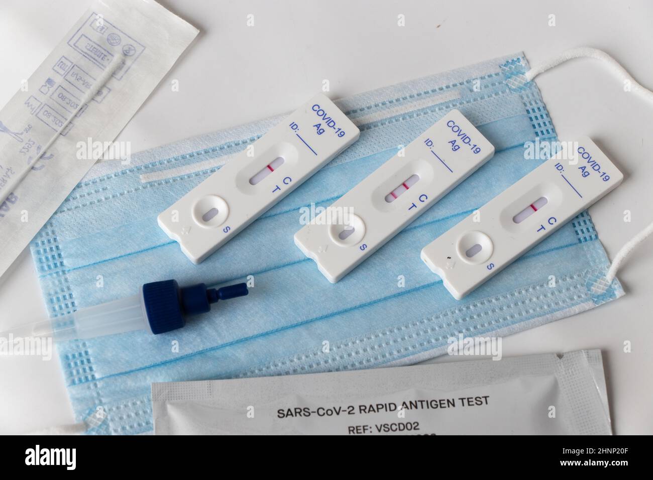 COVID-19 (Coronavirus SARS-CoV-2) Schnelltest Stockfoto