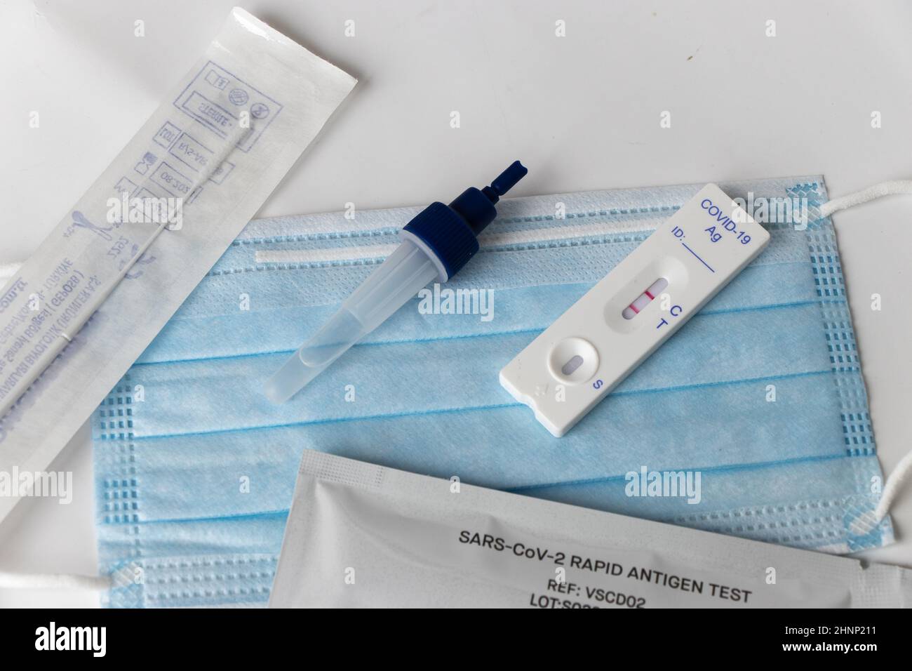 COVID-19 (Coronavirus SARS-CoV-2) Schnelltest Stockfoto