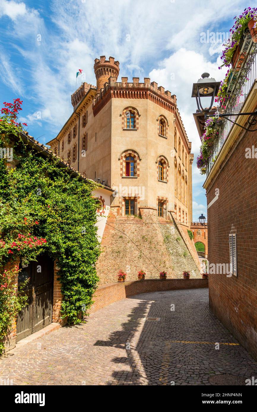 Schloss Barolo, UNESCO-Weltkulturerbe - Italien Stockfoto