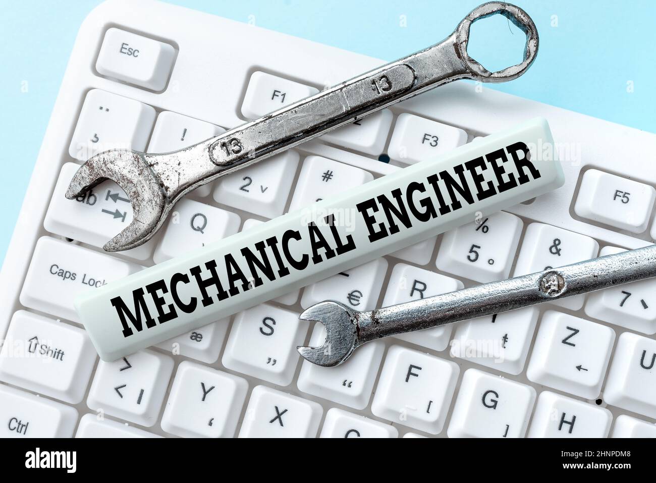 Handschrift Text Mechaniker. Business Approach Applied Engineering Discipline for Mechanical System Typing Device Instruction Manual, Posting Product Review Online Stockfoto