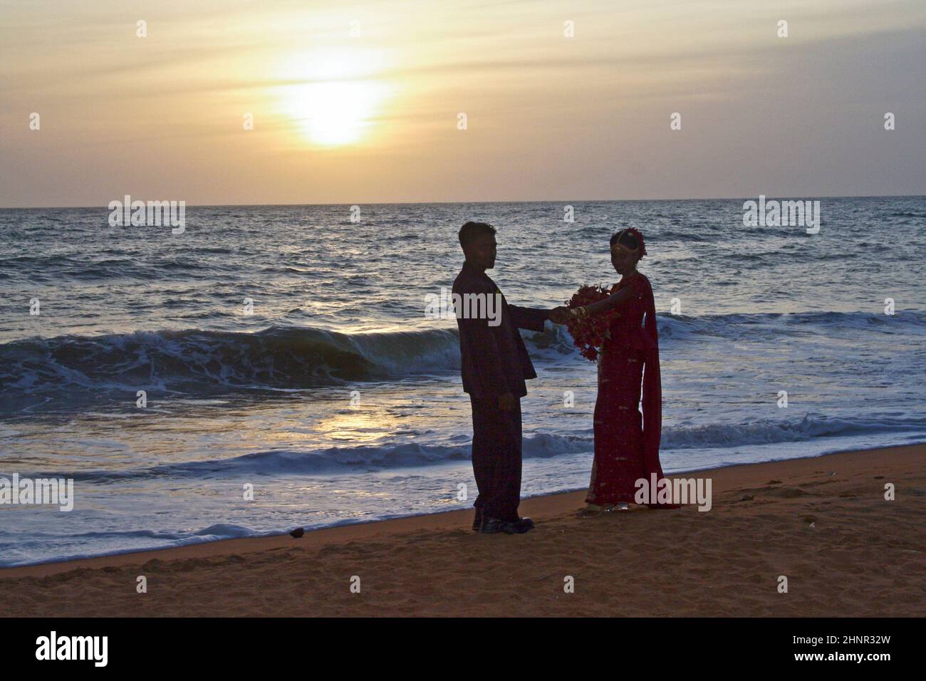 Am strand heiraten Fotos und Bildmaterial in hoher Auflösung Alamy