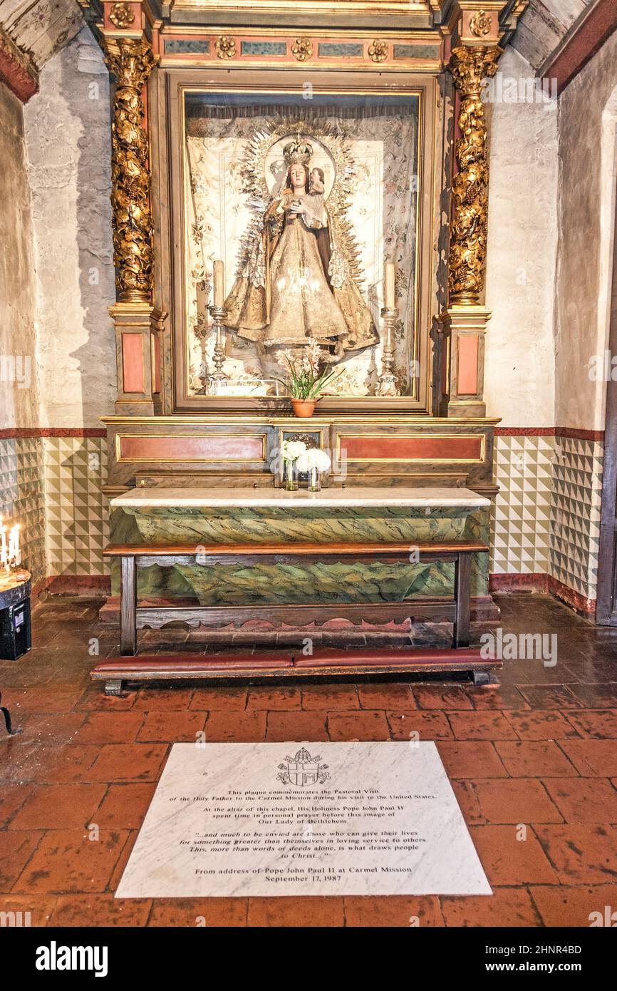 Altar mit Maria bei der Karmel-Mission Stockfoto