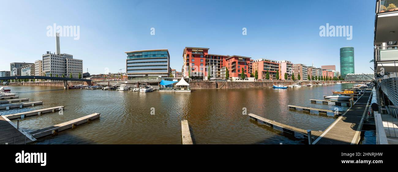 Westhafen Turm im Hafengebiet in Frankfurt Stockfoto