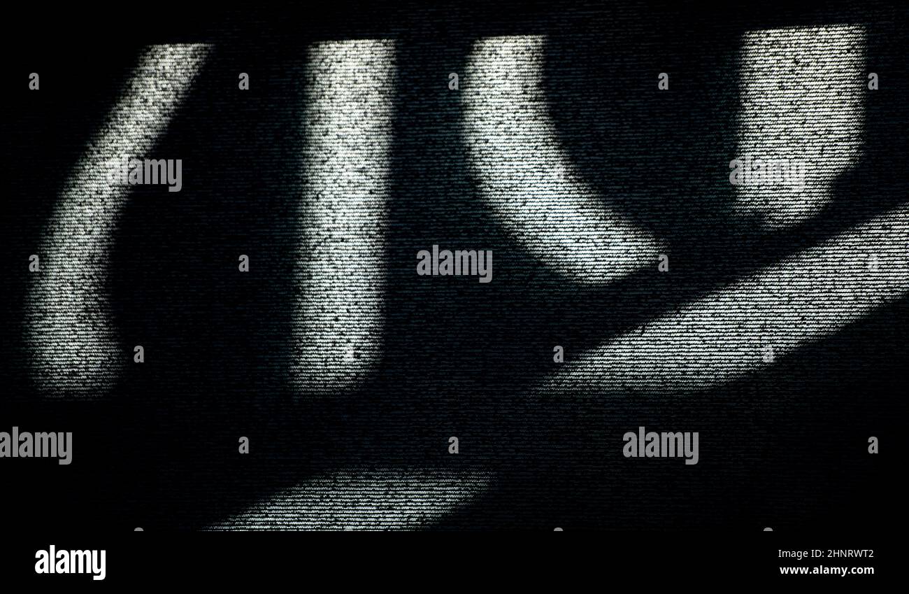 Abstraktes Design von Linien oder symbolförmigen Schatten auf Fensterblind von Sonne texturierten Hintergrund oder Hintergrund horizontalen Format in schwarz grau und weiß Stockfoto