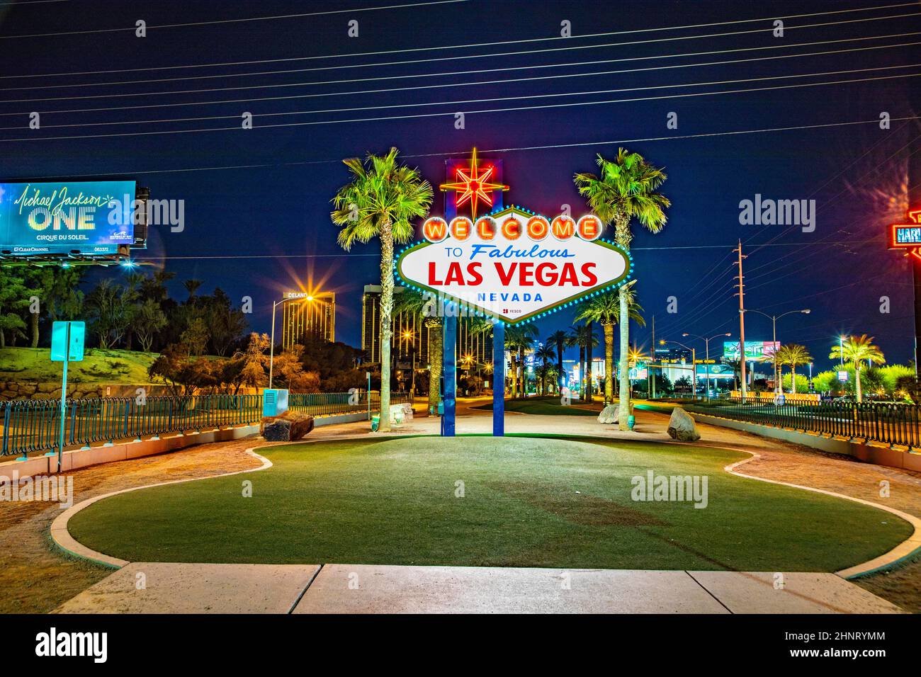 Amous Las Vegas Schild am Stadteingang, Detail bei Nacht Stockfoto