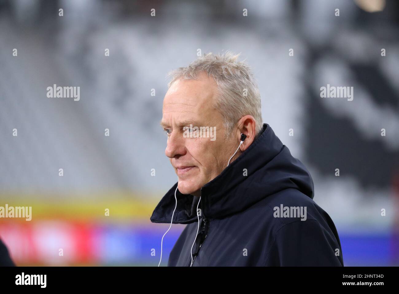 1. FBL: 21-22: 17. Spt. SC Freiburg gegen Bayer 04 Leverkusen Stockfoto