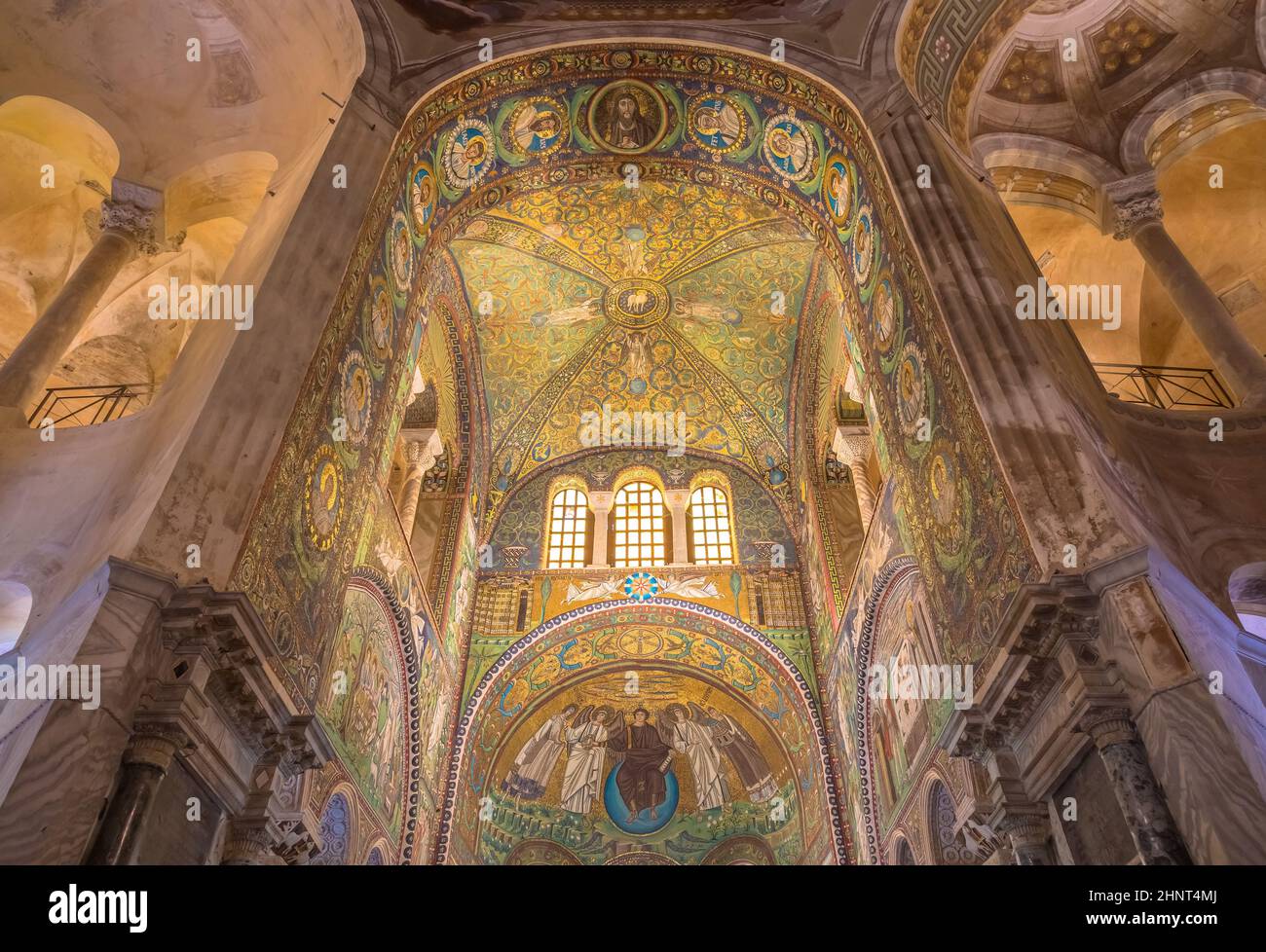 Historisches byzantinisches Mosaik in der Basilika Saint Vitale, Ravenna, Italien Stockfoto