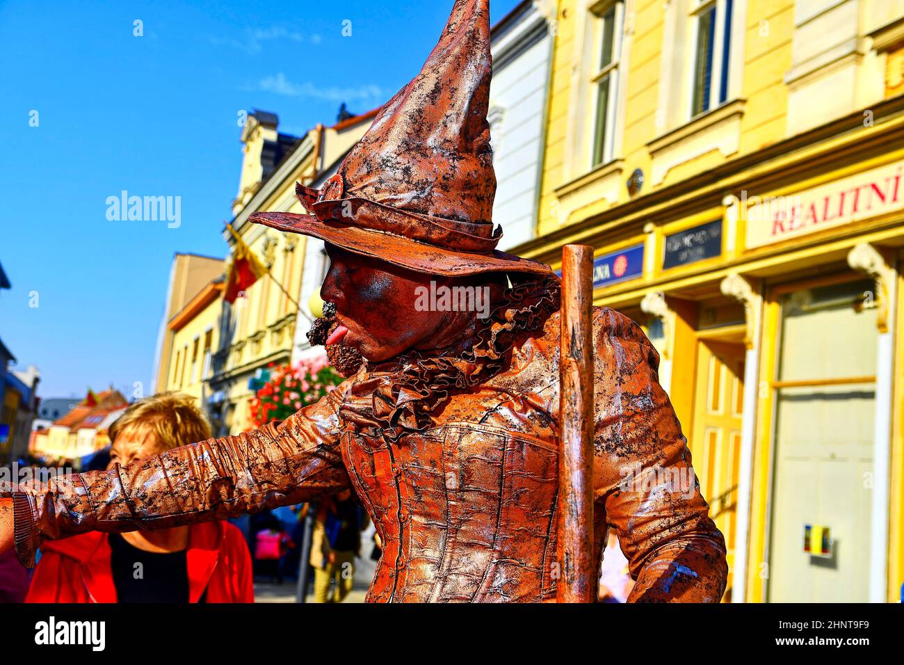 Lebende Statue der Hexe. Lebende Statue der Zauberin. Stockfoto