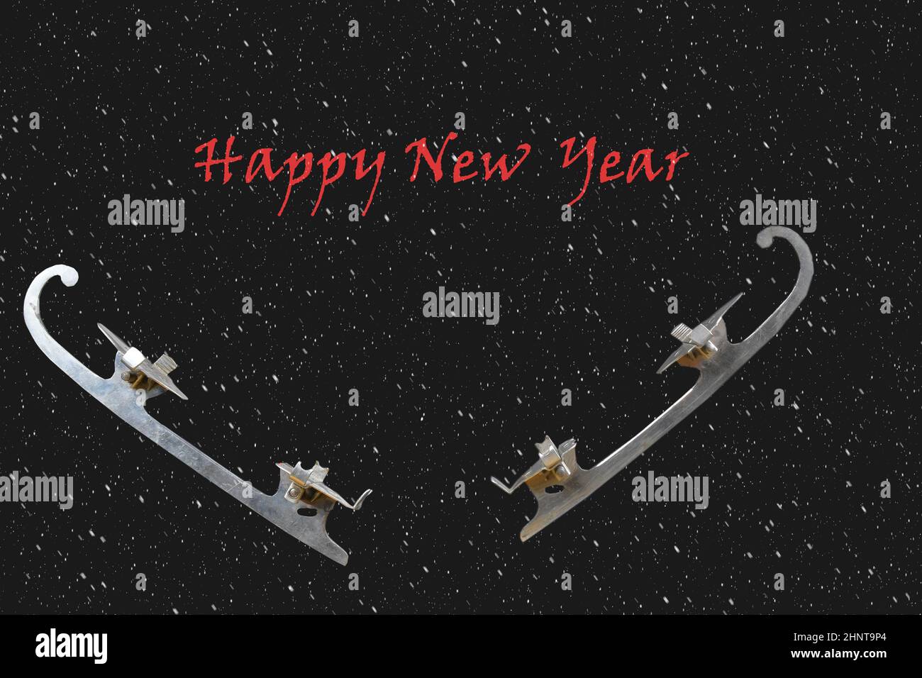 Vintage ice-auf schwarzem Hintergrund mit Schnee Effekt Skate. Text - Frohes neues Jahr. Platz kopieren Stockfoto