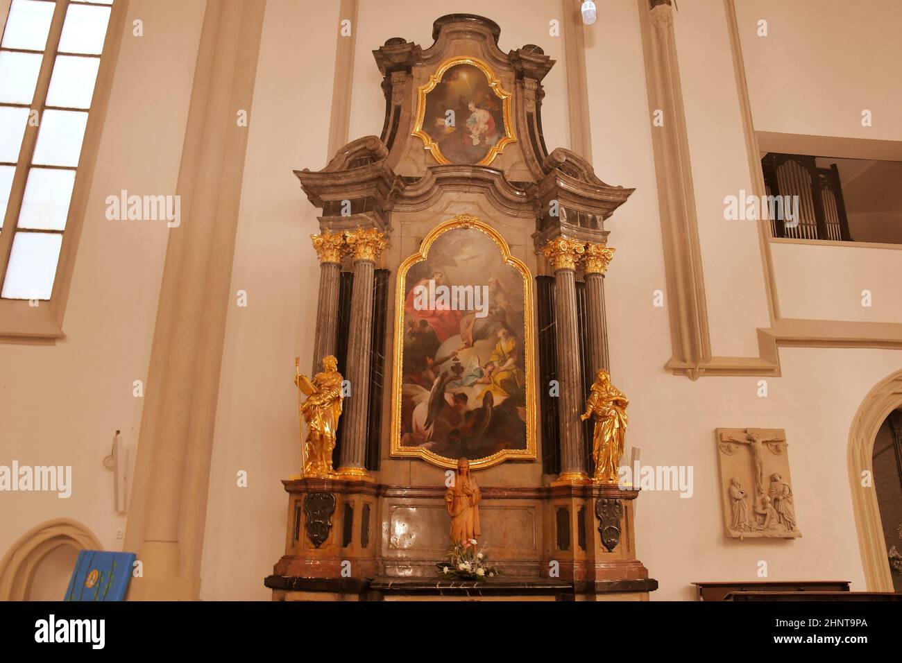 Die Kirche des Hl. Jakob der Ältere ist eine spätgotische dreischiffige Hallenkirche an der Jakub Platz in Brünn Stockfoto