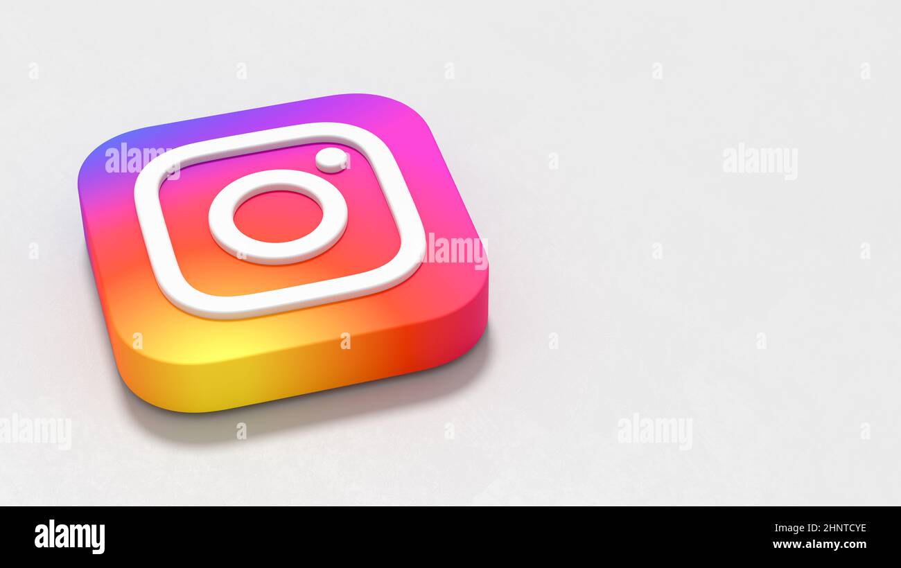 Instagram-Logo auf hellgrauem Hintergrund mit Kopierbereich Stockfoto