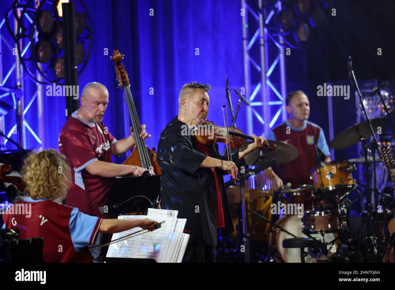 Nigel Kennedy live bei der Ausgabe 26rd des Summer Jazz Festivals in Krakau Stockfoto