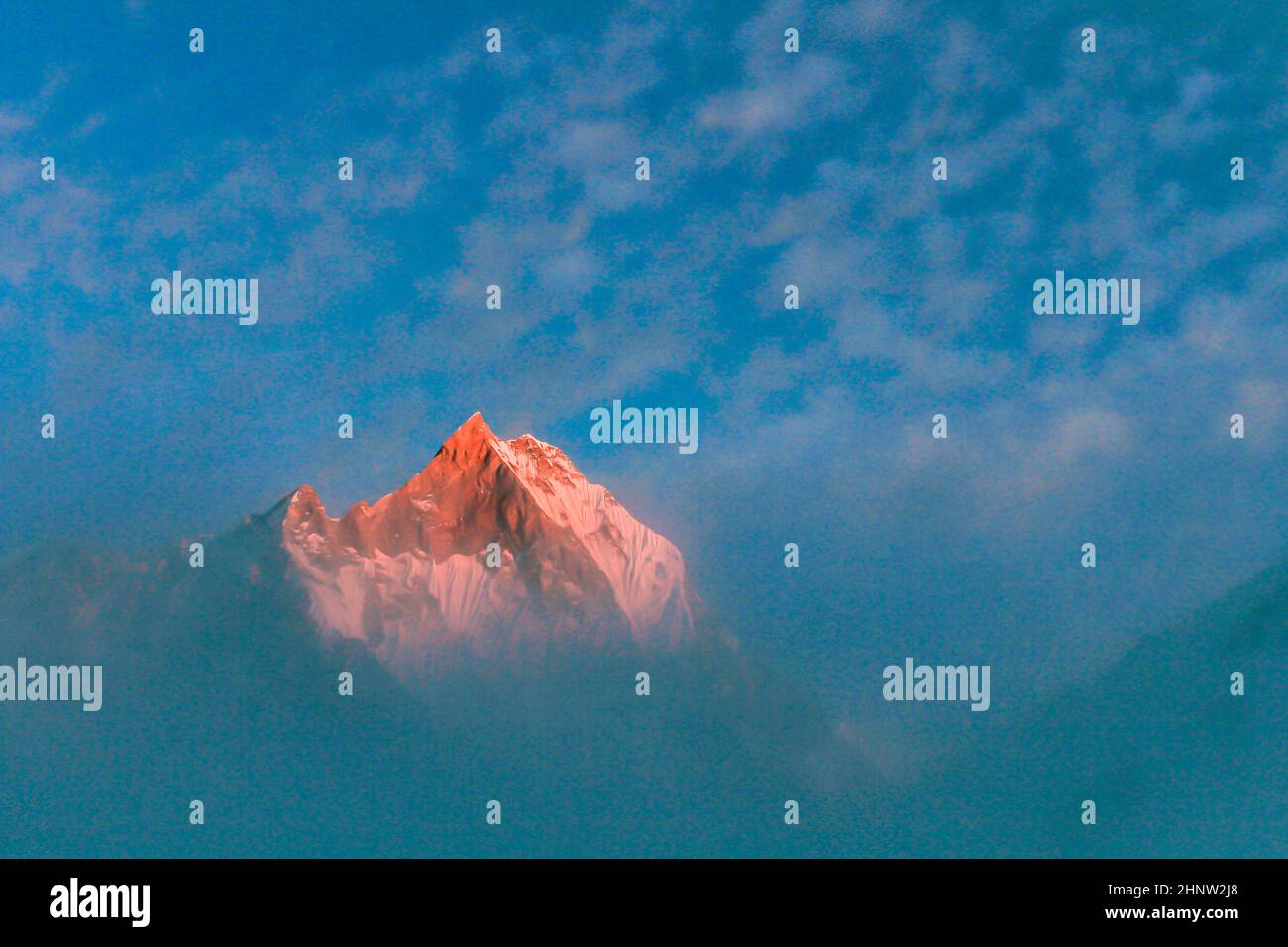 Sternenhimmel über Machhepuchare und Annapurna Base Camp - Nepal, Himalaya Stockfoto