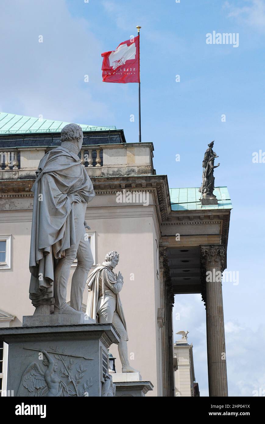 Statue des preußischen Generals Friedrich Wilhelm Freiherr von Buelow, Graf von Dennewitz, Straße 'unter den Linden', Berlin Deutschland. Stockfoto