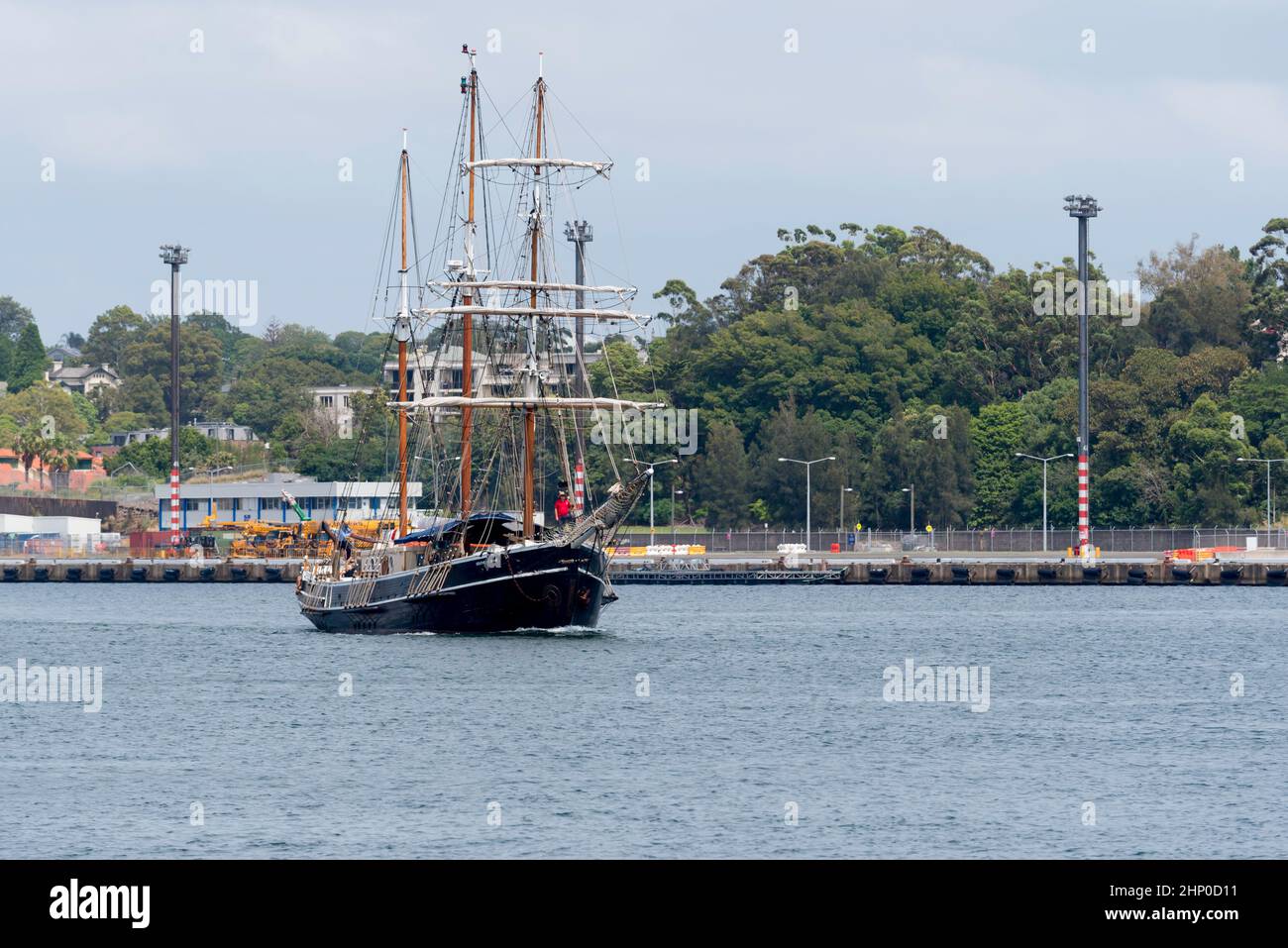 Der Southern Swan wurde 1922 in Dänemark als Top Sail Schoner erbaut und ist jetzt als dreimagiger Barquentine in Sydney, Australien, verkleidet Stockfoto Der Southern Swan wurde 1922 in Dänemark als Top Sail Schoner erbaut und ist jetzt als dreimagiger Barquentine in Sydney, Australien, verkleidet Stockfoto